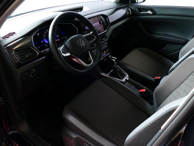 Volkswagen T-Cross 1.5 TSI 150PK STYLE PLUS LMV CARPLAY NAVI VIR.COCKPIT LED CAMERA STOELVERW. ADAP.CRUIS DAB 02/2024! "Volkswagen rijden begint bij Topautos.nl - 75 topmodellen direct op voorraad!"