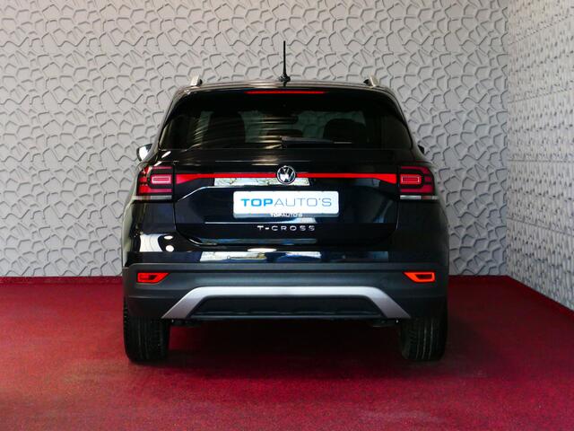 Volkswagen T-Cross 1.5 TSI 150PK STYLE PLUS LMV CARPLAY NAVI VIR.COCKPIT LED CAMERA STOELVERW. ADAP.CRUIS DAB 02/2024! "Volkswagen rijden begint bij Topautos.nl - 75 topmodellen direct op voorraad!"