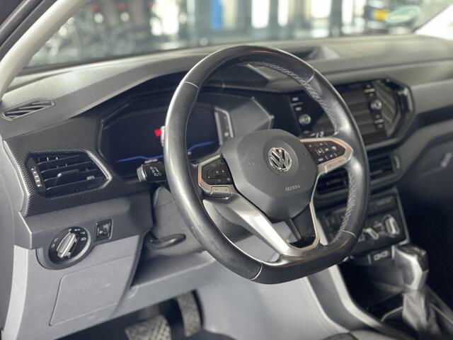 Volkswagen T-Cross 1.0 TSI AUTOMAAT LIFE / VIRTUAL /TREKHAAK / CARPLAY / RIJKLAAR