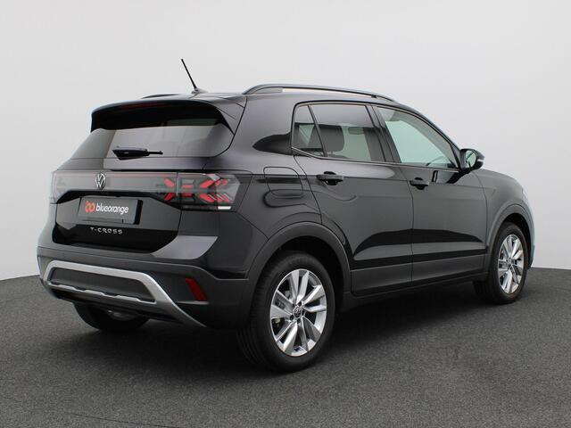 Volkswagen T-Cross 1.0 TSI Life Edition 116pk DSG Matrix LED, Stoelverwarming, Achteruitrijcamera, Getint glas, Keyless, 17" Lichtmetaal