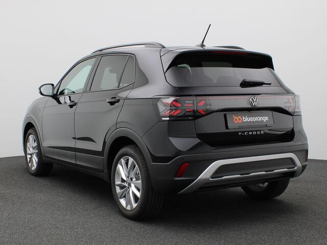 Volkswagen T-Cross 1.0 TSI Life Edition 116pk DSG Matrix LED, Stoelverwarming, Achteruitrijcamera, Getint glas, Keyless, 17" Lichtmetaal
