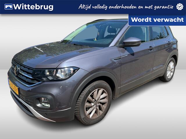 Volkswagen T-Cross 1.0 TSI Life / Navigatie / App connect / Parkeersensoren V+A / Camera / Fabriek garantie 2027 /
