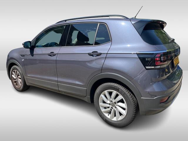 Volkswagen T-Cross 1.0 TSI Life / Navigatie / App connect / Parkeersensoren V+A / Camera / Fabriek garantie 2027 /