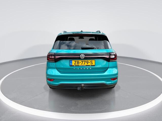 Volkswagen T-Cross 1.0 TSI 115pk DSG R-line · Apple/Android Car Play · Keyless · Trekhaak · Alarm Klasse III · Virtual Cockpit · 18'' Inch ·