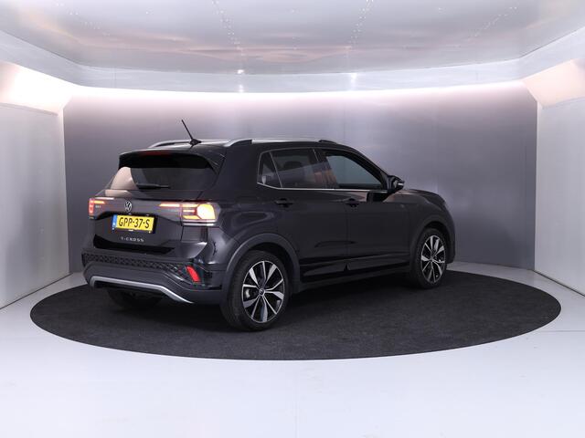 Volkswagen T-Cross 1.0 TSI R-Line 116 pk Automaat (DSG) | Verlengde garantie | Navigatie via App | Parkeersensoren | Adaptieve cruise control | LED koplampen |