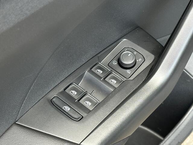 Volkswagen T-Cross 1.0 TSI 111pk DSG Style | Camera | Adapt. Cruise | Carplay | Rijklaar incl. 1 jaar Bovag garantie