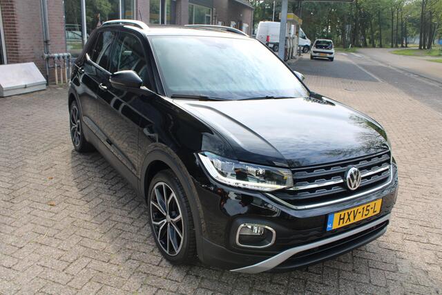 Volkswagen T-Cross 1.0 Virtual, Camera, Keyless, Adaptieve cruise, LED, Parksens. V en A, 18" LMV, Stoelverwarming