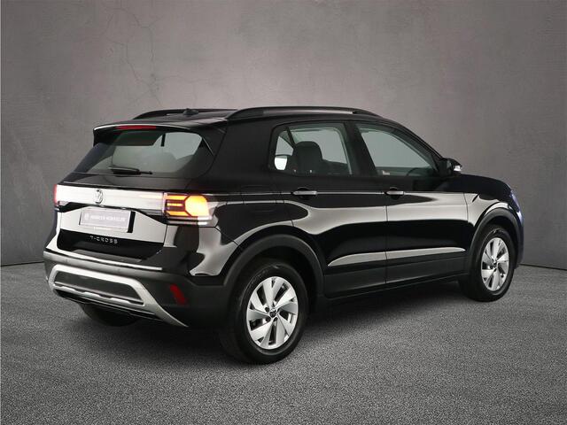 Volkswagen T-Cross Life Edition 1.0 TSI 115pk DSG Automaat Adaptive cruise control, Stoelverwarming, App connect, Parkeersensoren, Airco, DAB, Radio, LED koplampen