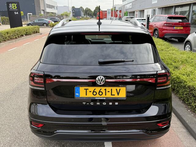 Volkswagen T-Cross 1.0 TSI 116pk DSG R-Line / Virtual Cockpit / 18" LMV / R-Line Interieur & Exterieur / Navi / Keyless / Alarm / Stoelverwarming / Beats / LED Koplampen