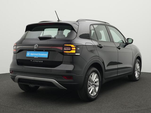Volkswagen T-Cross 1.0 TSI 110 pk DSG Life | Parkeersensoren voor/achter | Carplay | Climatronic