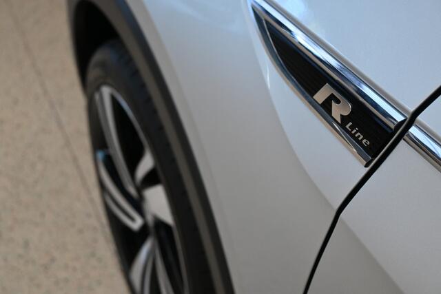 Volkswagen T-Cross 1.0 TSI 115pk R-Line | LED | ACC | 22.950 KM! | 100% (Dealer) onderhouden label