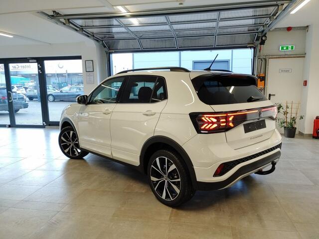 Volkswagen T-Cross 1.5 TSI DSG R-LINE TREKHAAK/CAMERA/CARPLAY/ACC/STOELVERW