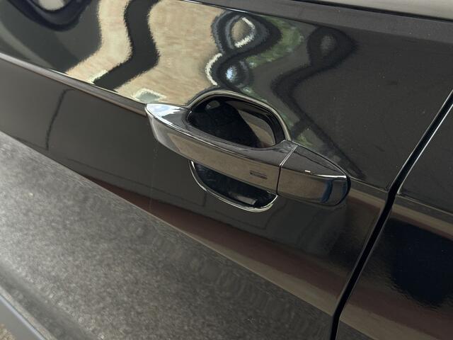 Volkswagen T-Cross 1.0 TSI Life Edition | Keyless | Camera | App-connect