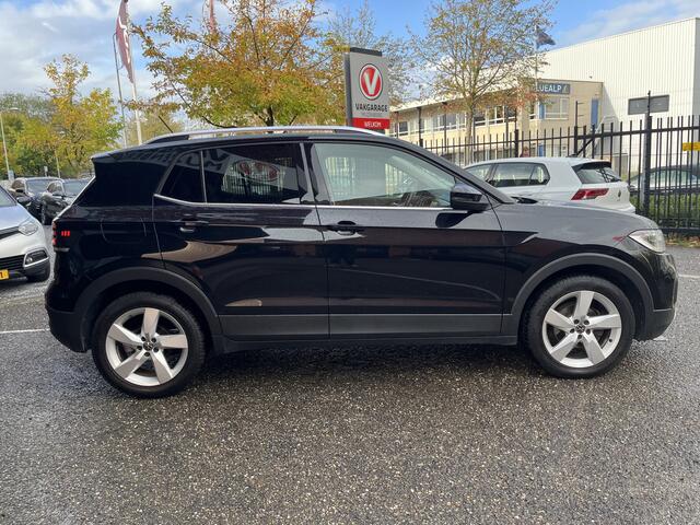 Volkswagen T-Cross 1.5 TSI Style // LED // ADAPT. CRUISE // CLIMA // CAMERA+SENSOREN // APPLE-ANDROID AUTO // STOELVERWARMING //