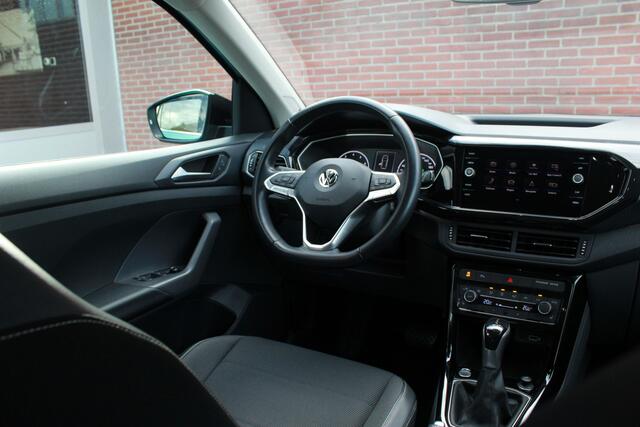 Volkswagen T-Cross 1.0 TSI Style | Camera | Beats | Stoelverwarming |