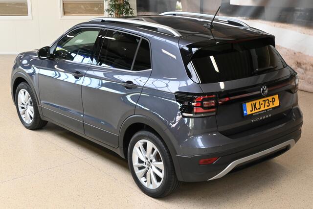 Volkswagen T-Cross 1.0 TSI 110pk Style | Camera | Stoelverwarming | Digital cockpit | 100% (Dealer) onderhouden label