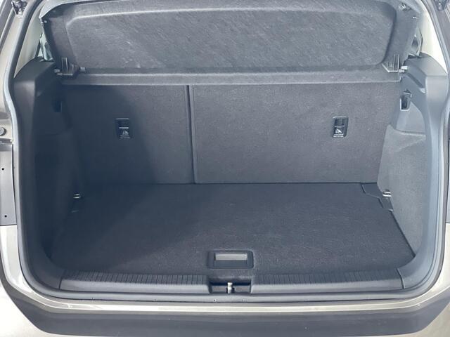 Volkswagen T-Cross 1.0 TSI AUTOMAAT / R-LINE / LED / CRUISE / NAVI / RIJKLAAR