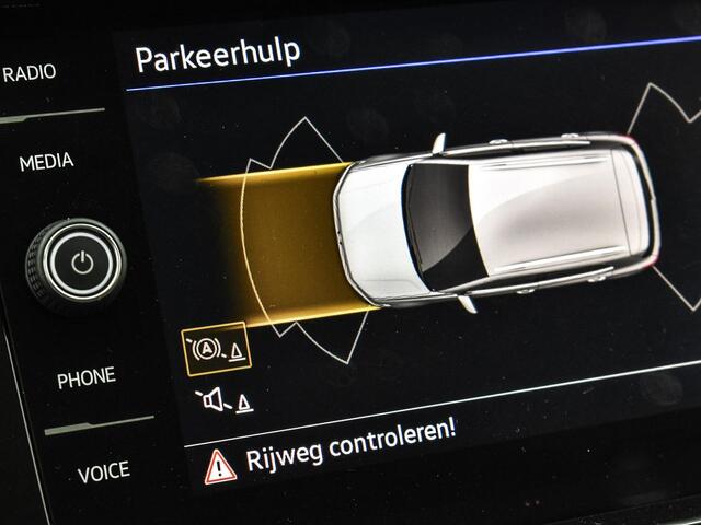 Volkswagen T-Cross 1.0 TSI 95pk Life · Apple/Android Car Play · Navigatie · Airco · P-Sensoren · ACC · 16'' Inch · Garantie t/m 18-07-2027 of 100.000km