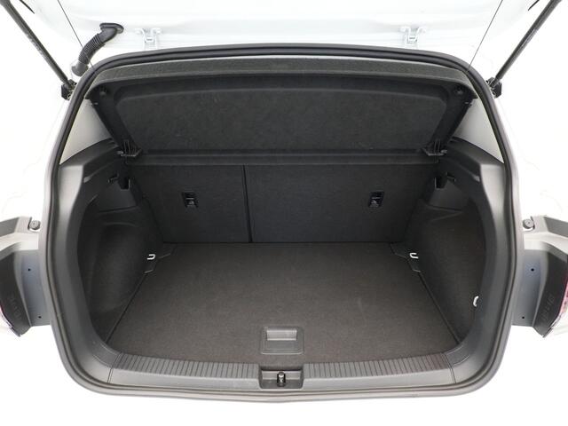 Volkswagen T-Cross 1.0 TSI 115pk DSG Life Edition Navigatie Camera Stoelverwarming Acc 241