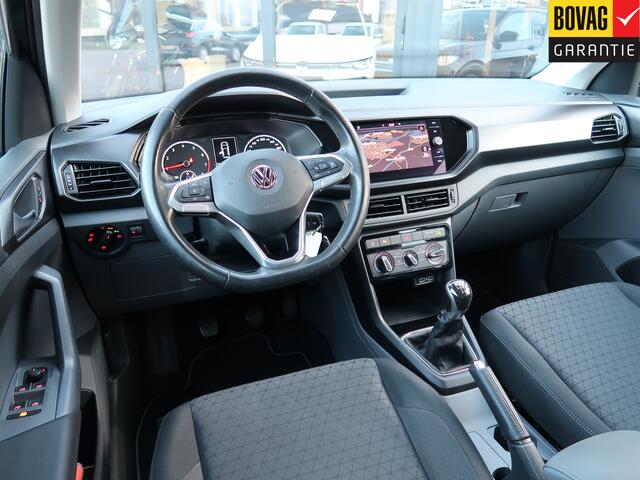 Volkswagen T-Cross 1.0 TSI Life | parkeersensoren | navigatie | trekhaak |