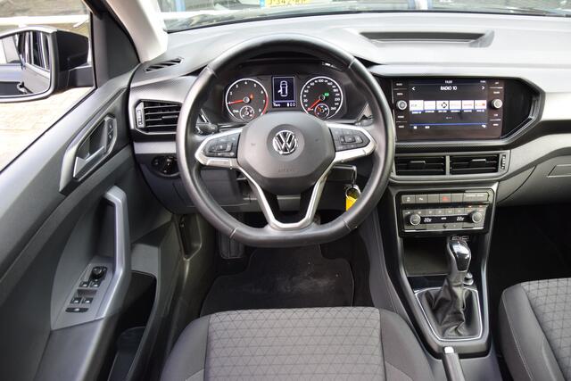 Volkswagen T-Cross 1.0 TSI 115PK Life Business DSG Automaat | BOVAG Garantie | Trekhaak | Adaptive Cruise Control | Dodehoekdetectie | Parkeersensoren Voor&Achter |