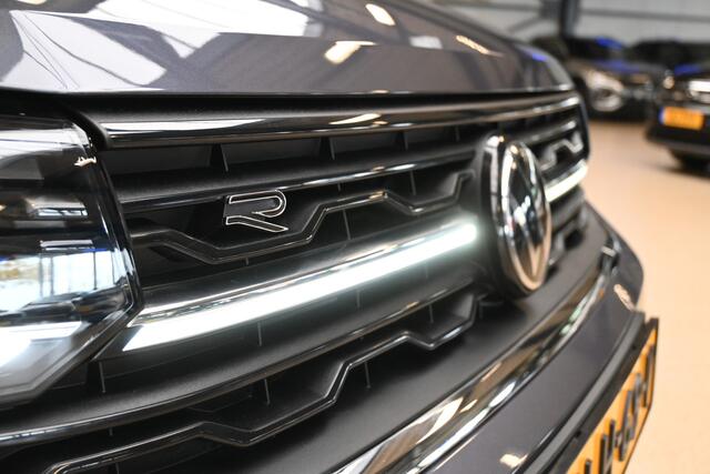 Volkswagen T-Cross 1.0 TSI 115pk R-Line Edition | IQ. Light | Trekhaak | Camera | 100% (Dealer) onderhouden label
