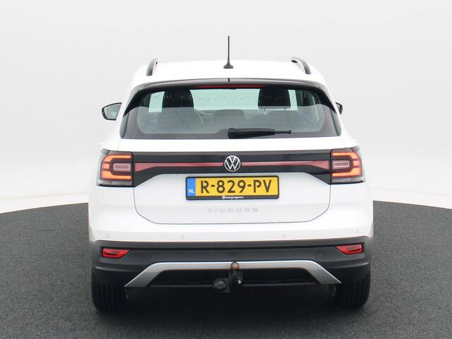 Volkswagen T-Cross 1.0 TSI Life | Adaptive Cruise | Parkeersensoren | Bluetooth | Carplay | Trekhaak | 16 inch | 81.482 Km!!