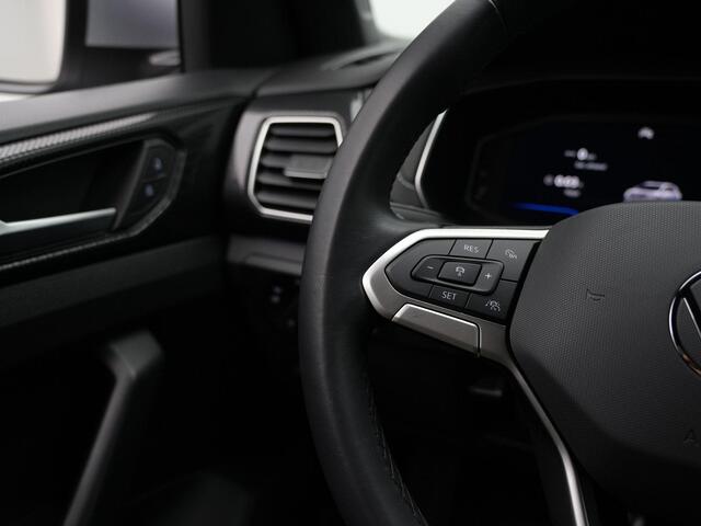 Volkswagen T-Cross 1.0 TSI 115 pk DSG R-Line Edition | IQ Light | Achteruitrijcamera | Stoelverwarming | Adaptive Cruise
