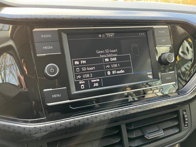 Volkswagen T-Cross 1.0 TSI Life | ADAPT. CRUISE | CARPLAY | CLIMA | FULL LED | PDC | STOELVERW.