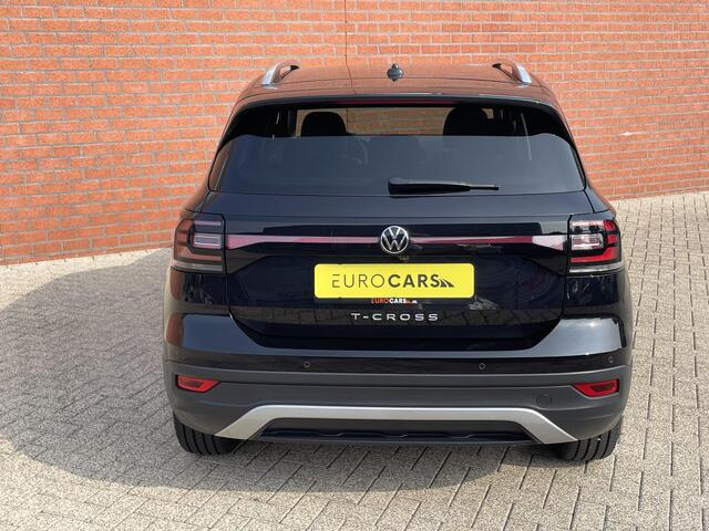 Volkswagen T-Cross 1.0 TSI 110pk DSG Style | Navigatie | Apple Carplay / Android Auto | Camera | Parkeer sensoren | Dab | Winterpakket | Digitale Cockpit