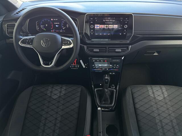 Volkswagen T-Cross ? NIEUWE AUTO ? 1.5 TSI 150PK R-LINE EDITION TREKHAAK BLINDSPOT LED 18''LMV IQ CAMERA STOELVERW ?2025? "Volkswagen rijden begint bij Topautos.nl - 75 topmodellen direct op voorraad!"