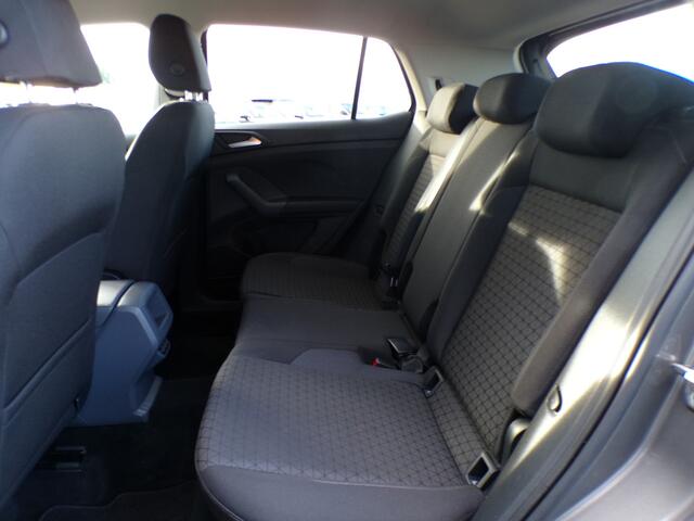 Volkswagen T-Cross 1.0 TSI Life, Carplay + Android Auto / Camera + Sensoren / Climate control / Adaptive cruise