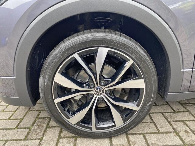 Volkswagen T-Cross 1.5 TSI DSG R-LINE TREKHAAK/CAMERA/CARPLAY/ACC/STOELVERW