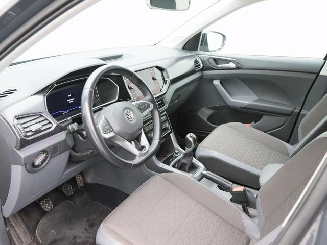 Volkswagen T-Cross 1.0 TSi Style 115 Pk | Adaptive Cruise | Navigatiesysteem | Full Led | Trekhaak | CarPlay | 18 Inch | 27.089 Km!