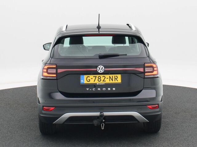 Volkswagen T-Cross 1.0 TSi Style Automaat | Beats Audio | Adaptive Cruise | Trekhaak | LED | Parkeersensoren | CarPlay | 17 Inch | 99.281 Km