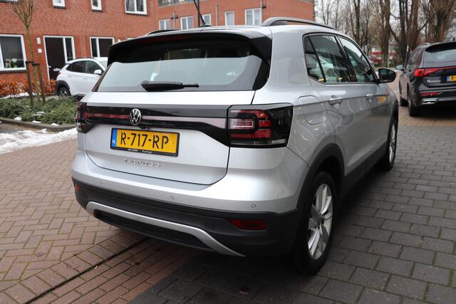 Volkswagen T-Cross 1.0 TSI Life Automaat. Navigatie. Nederlandse auto!