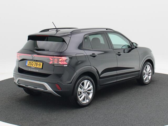 Volkswagen T-Cross 1.0 TSi 115 Pk Automaat Life Edition | Virtual Cockpit | Adaptive Cruise | Camera | LED | Stoelverwarming | 17 Inch | 25.820 Km!