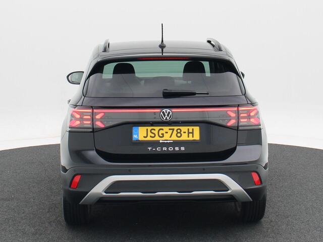 Volkswagen T-Cross 1.0 TSi 115 Pk Automaat Life Edition | Virtual Cockpit | Adaptive Cruise | Camera | LED | Stoelverwarming | 17 Inch | 25.820 Km!