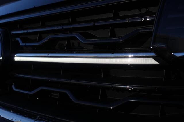 Volkswagen T-Cross 1.5 TSI R-Line Edition | Trekhaak | Stoelverwarming | Adaptieve cruise control | Nette auto