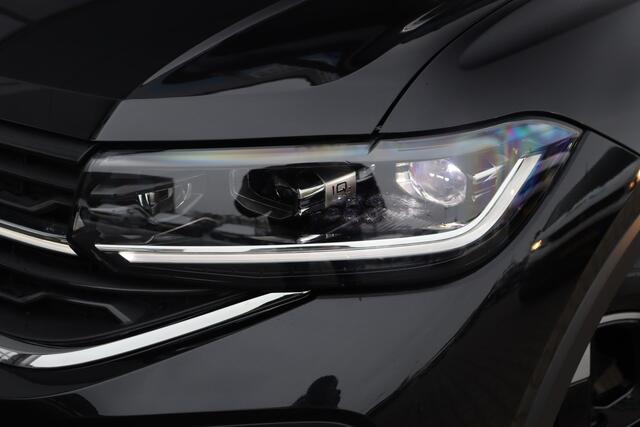 Volkswagen T-Cross 1.5 TSI R-Line | Trekhaak | Camera | ACC | Fabrieksgarantie |