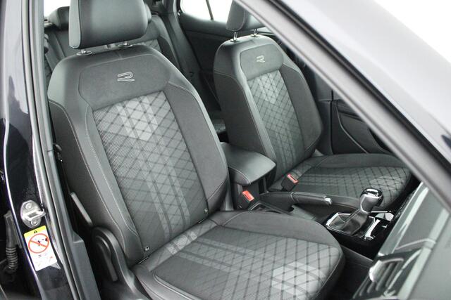 Volkswagen T-Cross 1.0 TSI 116pk DSG R-Line Camera Stoelverwarming Virtual Cockpit Navigatie