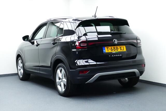 Volkswagen T-Cross 1.0 TSI Style. Adap Cruise, Camera, Carplay/Android, Clima, StoelVerw, 17"LMV