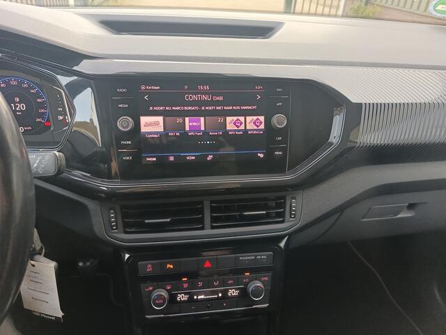 Volkswagen T-Cross 1.0 TSI Life Business | Climate controle | Adaptieve cruise controle | Trekhaak | Digit | Camera |