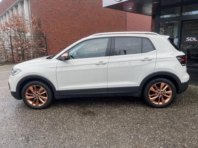 Volkswagen T-Cross 1.5 TSI Style // FULL LED // ADAP. CRUISE // VIRTUAL COCKPIT // CAMERA+SENSOREN // KEYLESS // NAVI+CARPLAY //