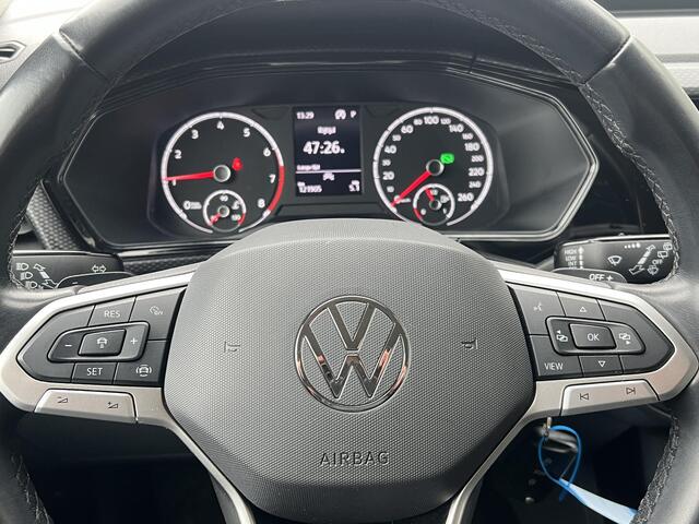 Volkswagen T-Cross 1.0 TSI Style Stoelverwarming carplay trekhaak camera