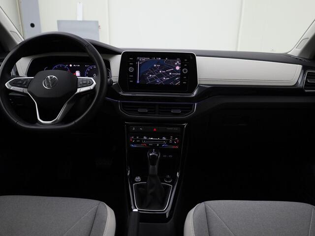 Volkswagen T-Cross 1.0TSI/116PK DSG Style · Navigatie · Apple/Android Car Play · Camera + Parkeersensoren · Stoelverwarming · Garantie t/m 28-11-2026
