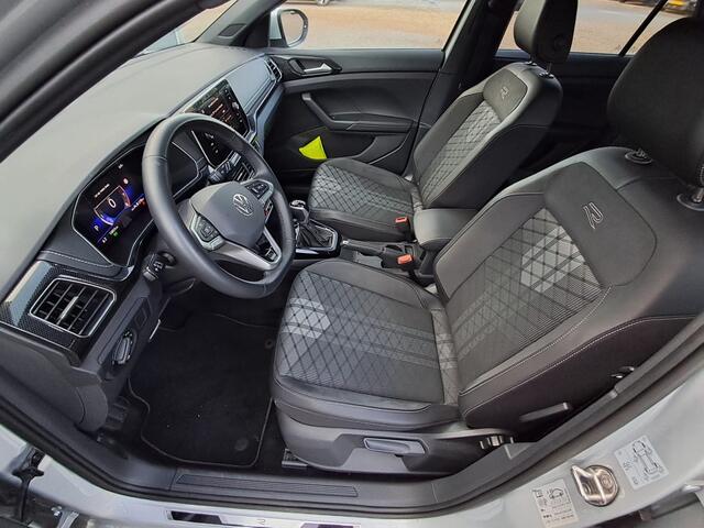 Volkswagen T-Cross 1.5 TSI 150pk DSG R-Line | IQ.Light | ACC | Camera | Trekhaak