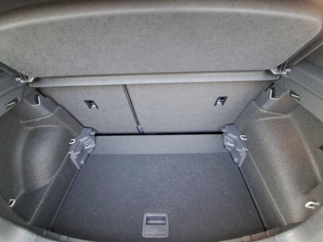 Volkswagen T-Cross 1.5 TSI 150pk DSG R-Line | IQ.Light | ACC | Camera | Trekhaak