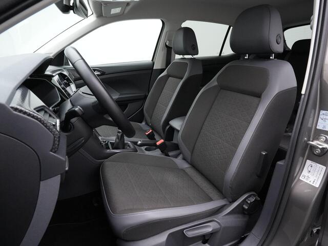 Volkswagen T-Cross 1.0 TSI 115 pk Style | Achteruitrijcamera | Stoelverwarming | Adaptive Cruise | Navigatie