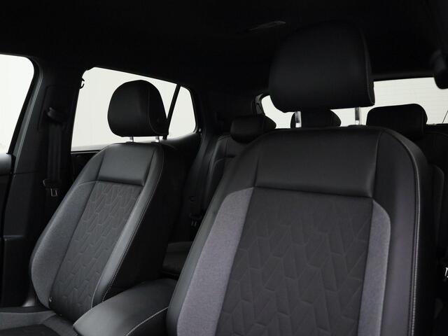 Volkswagen T-Cross 1.0TSI/116PK Goal DSG · Navigatie · Trekhaak · Apple/Android Car Play · Garantie t/m 17-04-2027